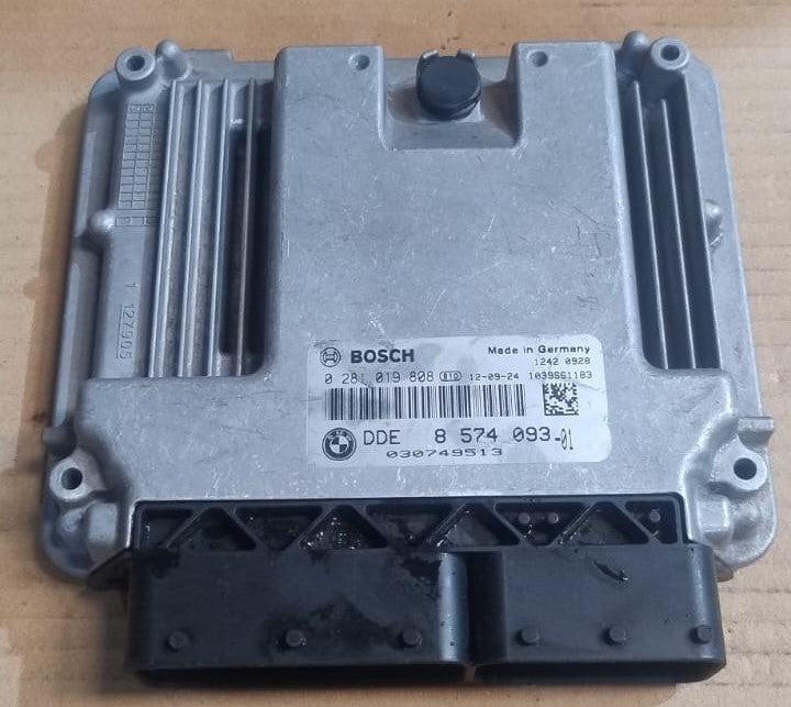 BMW 1 Series F20 F21 2012 2.0 Diesel Engine Control Module ECU Unit 8574093 OEM
