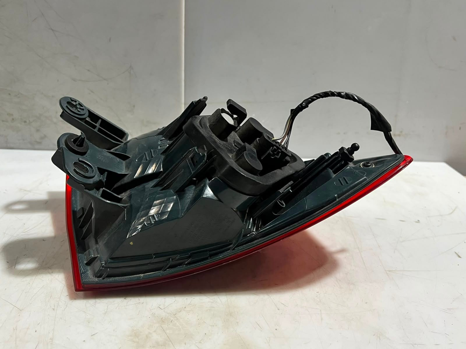 2012 BMW 3 Series F30 F31 F35 Rear Tail Light RIGHT Side Backlight 7312846