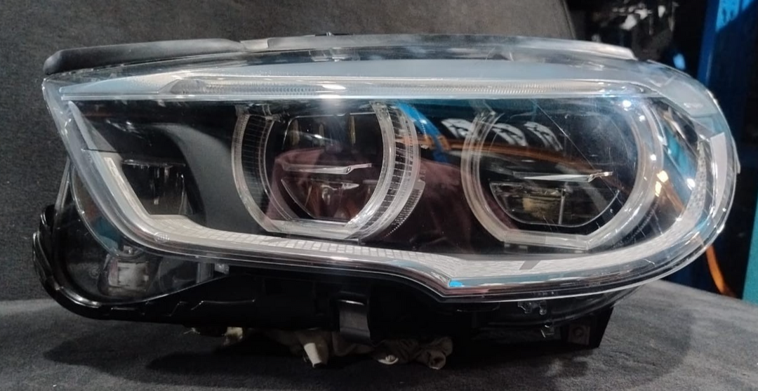 BMW 5 GT F07 2013GT LCI ADAPTIVE LED SCHEINWERFER LINKE SEITE GEBRAUCHT...