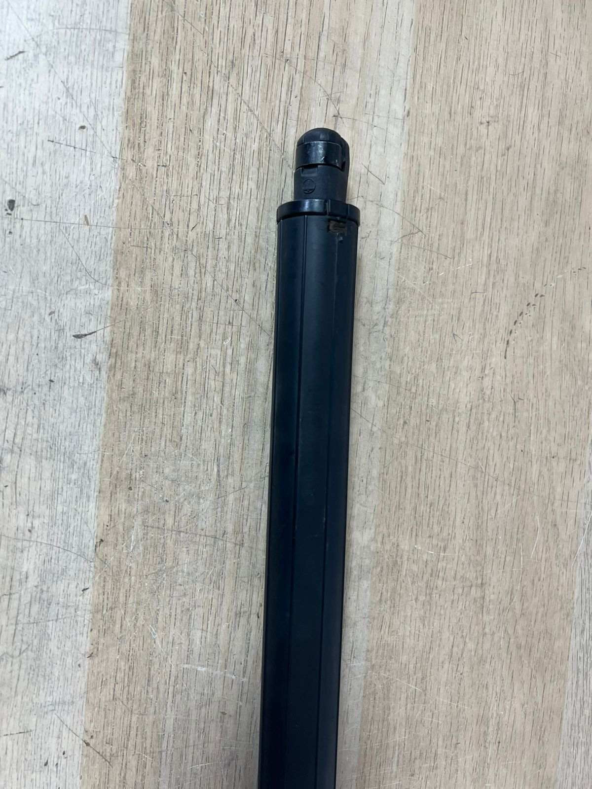  2007-2013 OEM tailgate strut for BMW X5 E70 7177283
