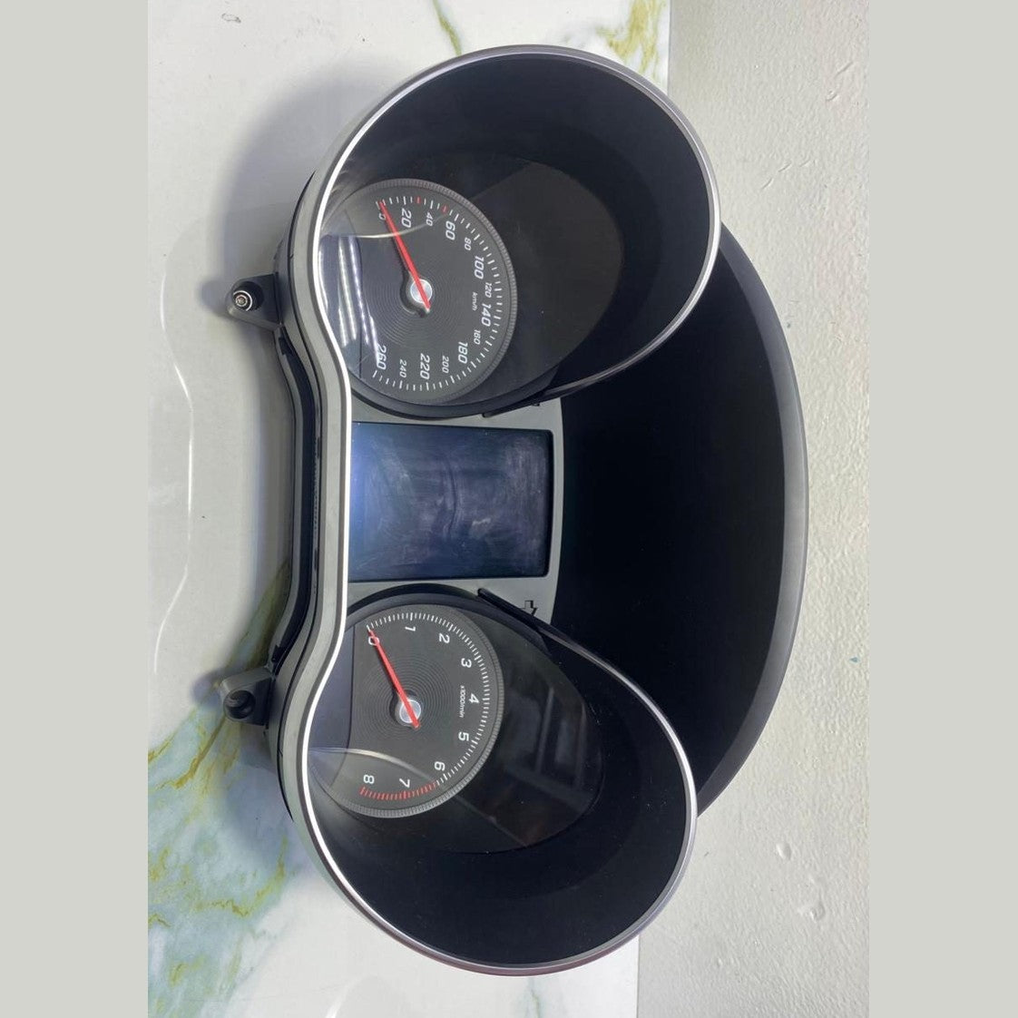Mercedes Instrument Cluster A2059009915