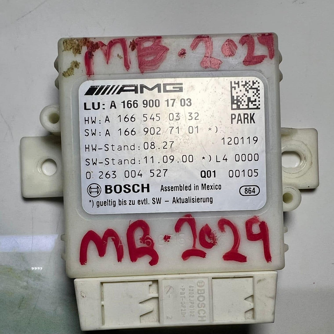 2012-2015 Mercedes-Benz ML63 AMG Park Assist Control Module A1669001703 ML W166 