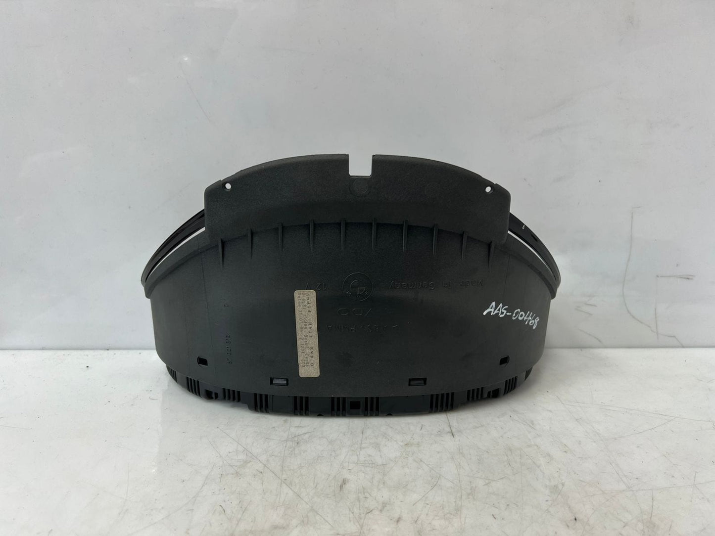BMW 5 Series E39 Speedometer Instrument Cluster Revolution Counter 8372354 OEM