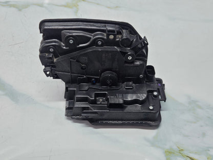 BMW G30 LCI 530d M Package Door Lock Latch Rear Left Side 7477689 OEM