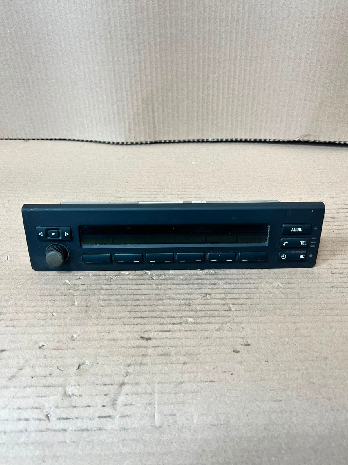 2000-2006 BMW X5 E53 Central Information Display Radio Tuner 6914606 OEM
