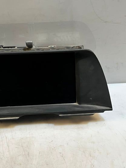 2011-2013 BMW 5 Series F10 and F11 528i Central Information Display 9243897