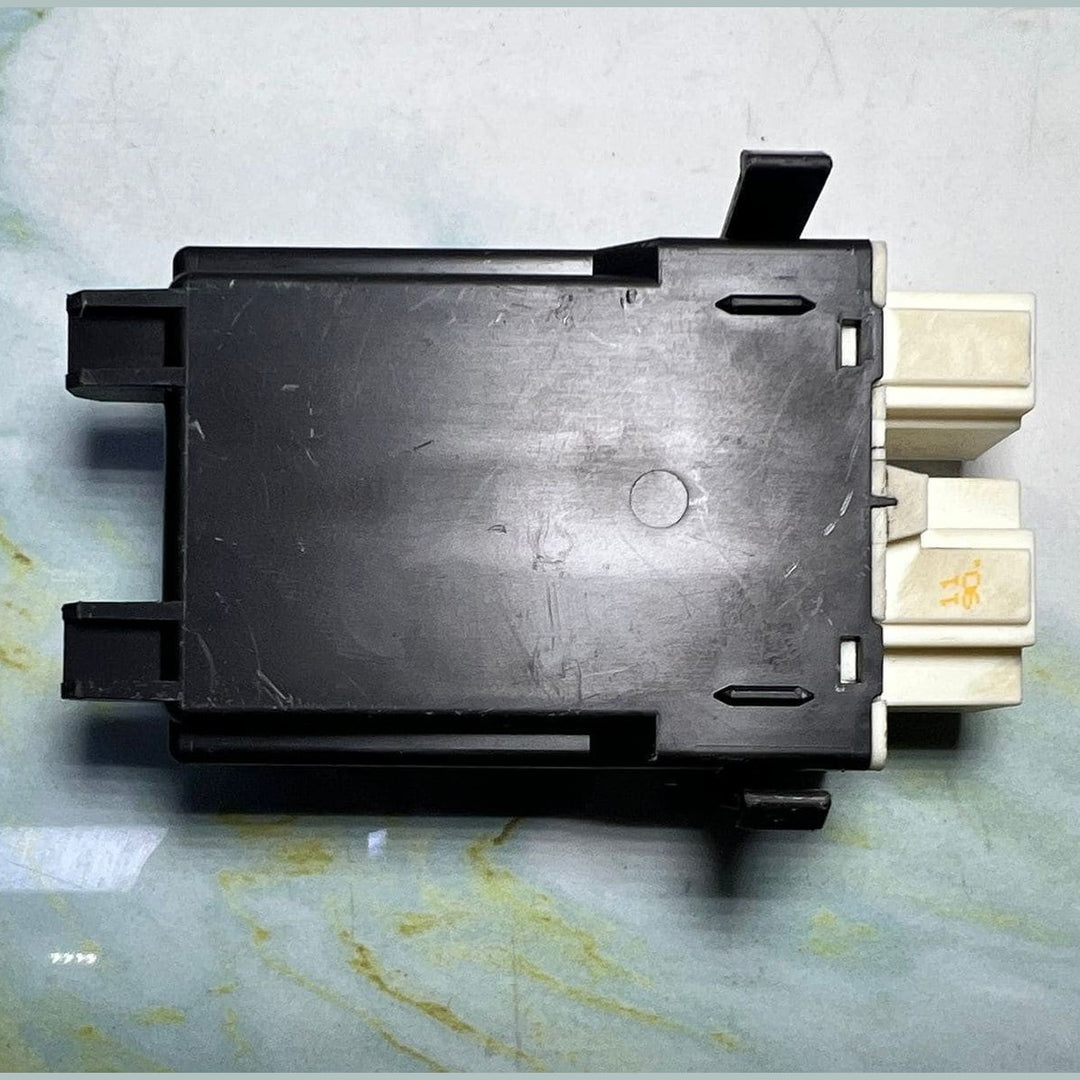 Mercedes Control Unit A2059001043 C-Class W205 C300