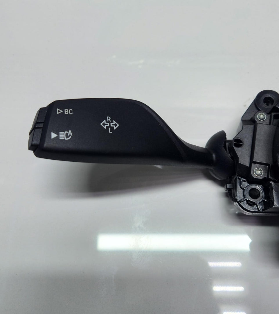 2017-2020 BMW 530i Indicator Wiper Stalk Switch 6839787 5 Series G30 G31 OEM