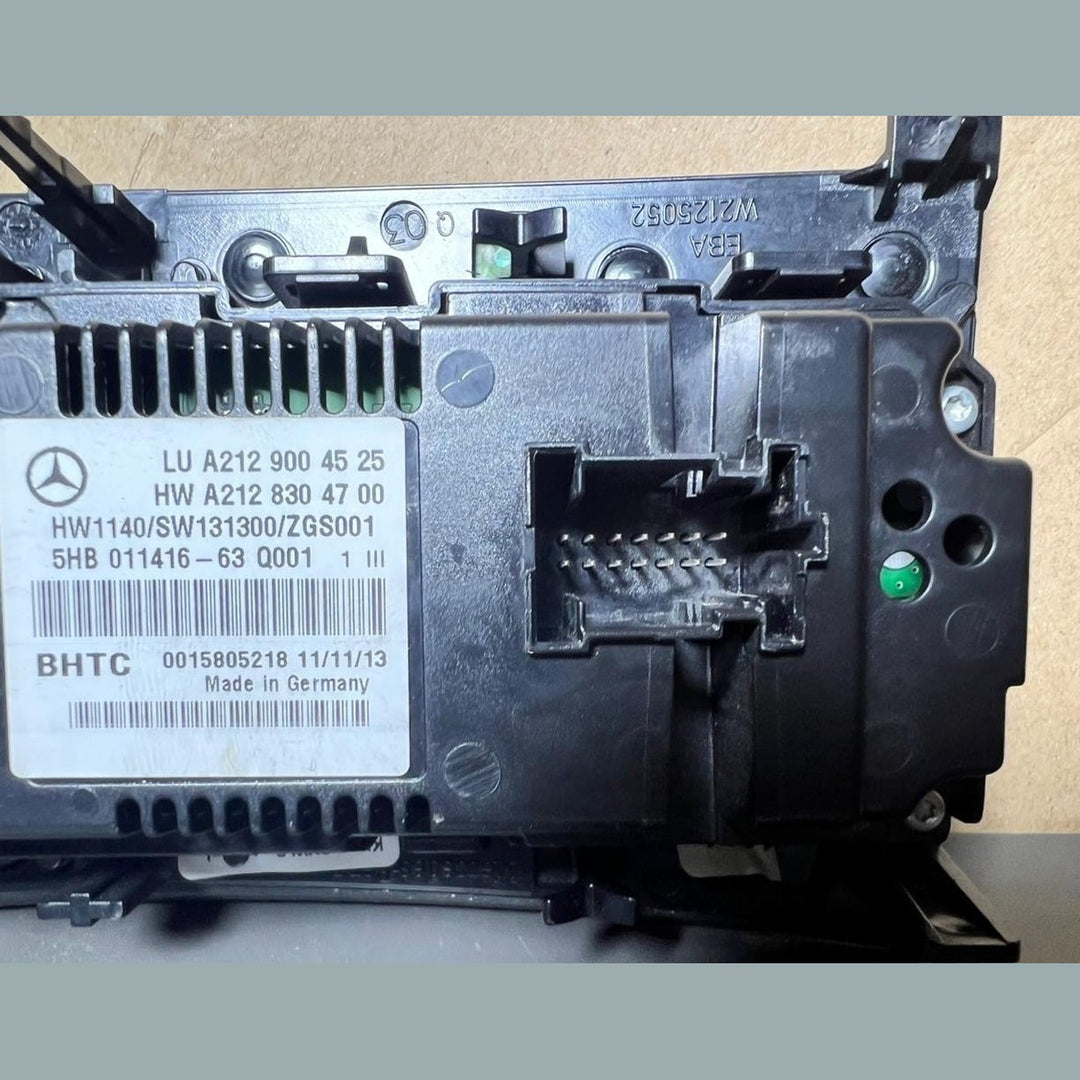 MERCEDES-BENZ E-CLASS W212 CLIMATE A/C AIR CONDITION CONTROL PANEL A212 9004525