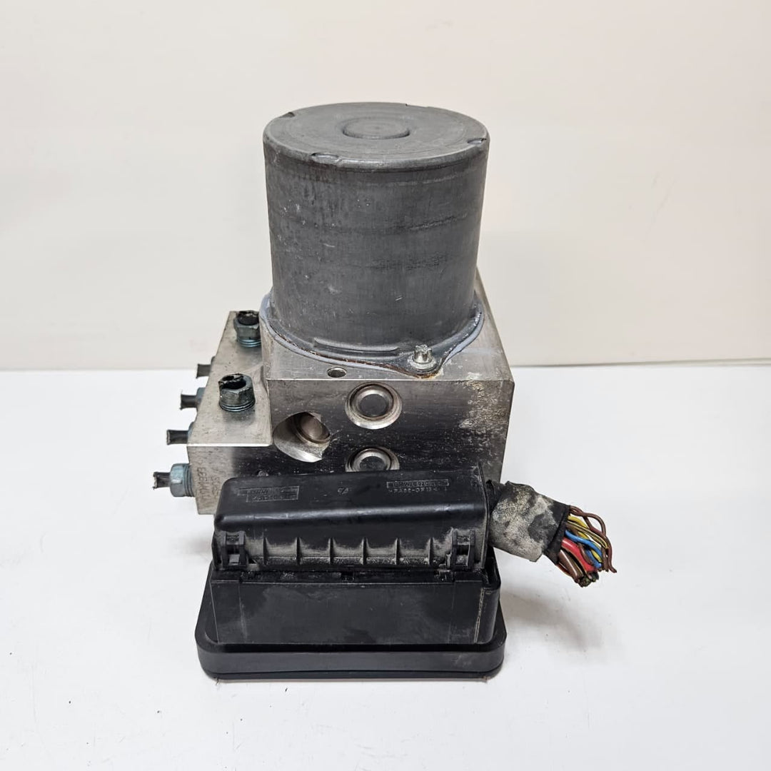 OEM BMW 5 6 Series F10 F11 F01 F06 DSc ABS Brake Pump Module 6868331