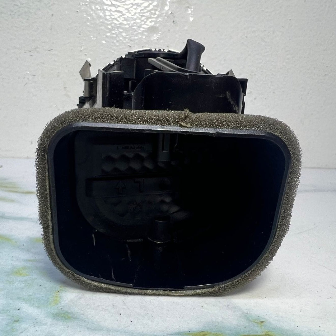 2011 Mercedes-Benz C180 Dashboard Air Vent Grill A2048306754 C-Class W204 C200 