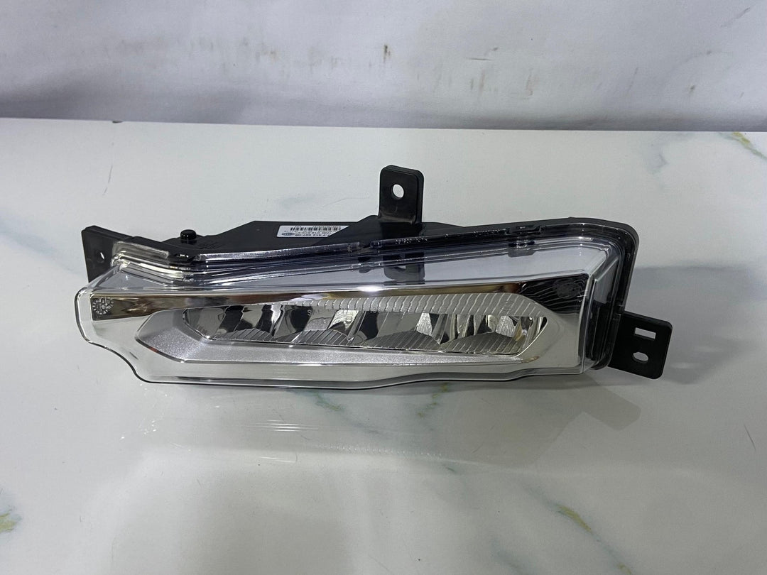 OEM BMW G01 G02 X4 X3 FRONT LEFT BUMPER LED FOG LIGHT 7412527
