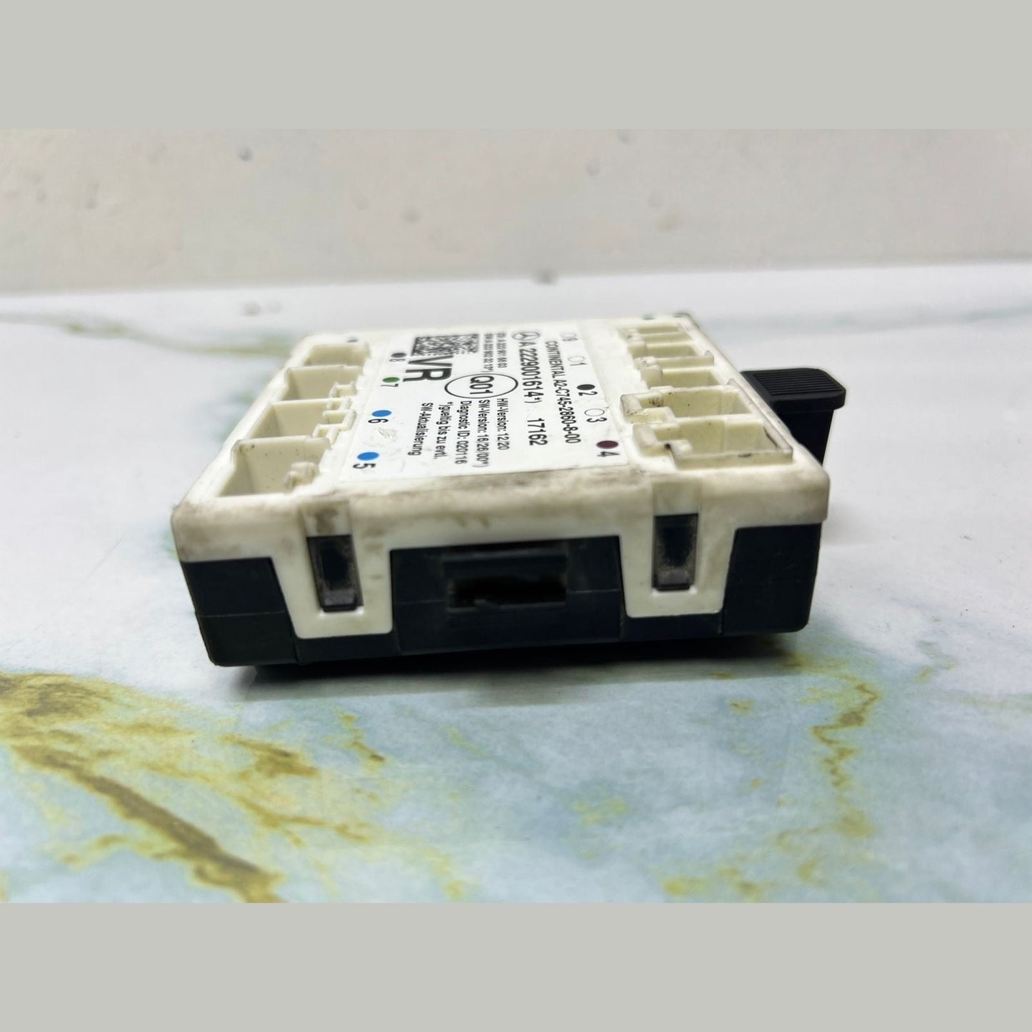 2017-2020 Mercedes-Benz C43 AMG Door Control Module A 2229001614 W205 C-Class C6
