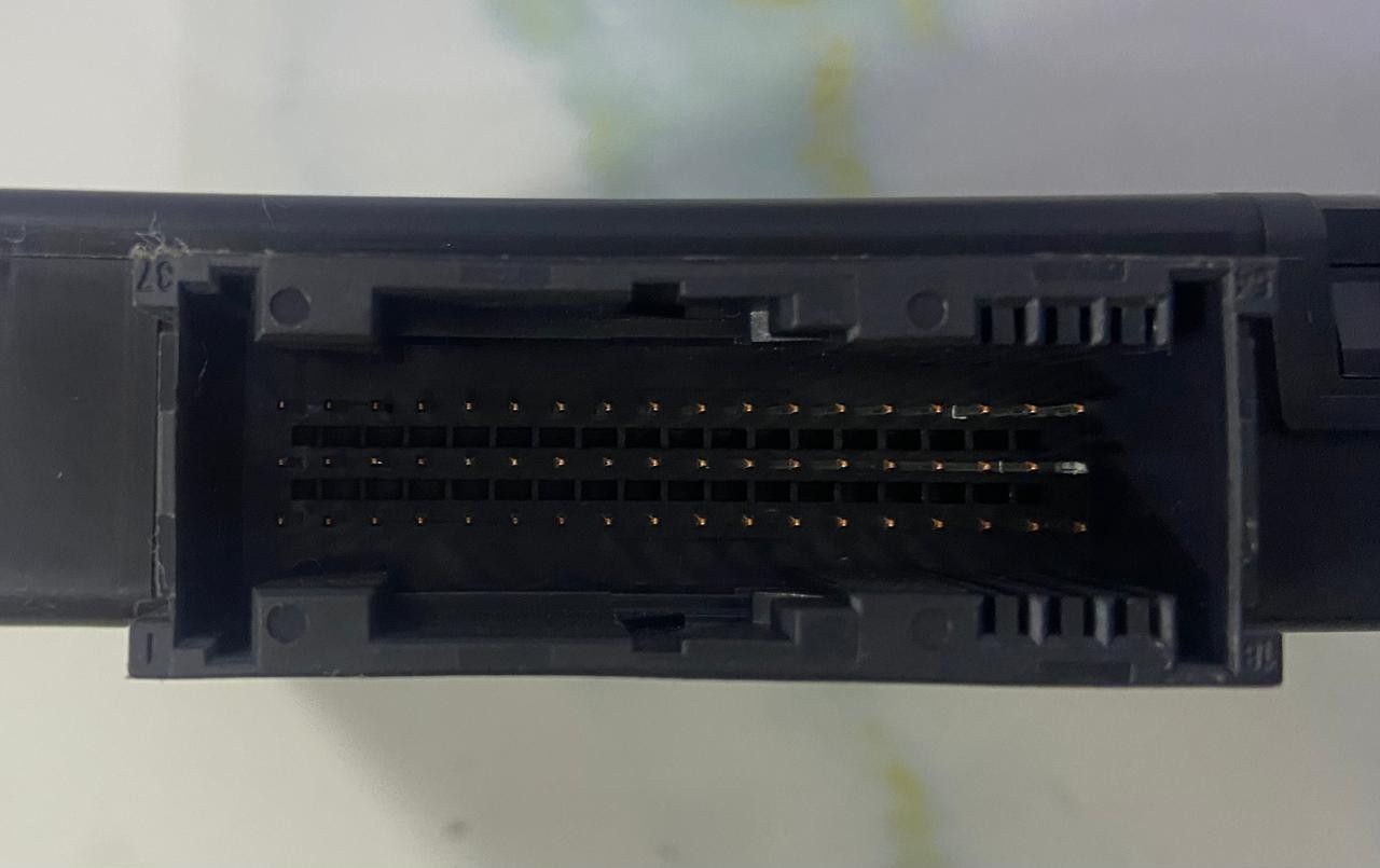 OEM BMW F10 F11 520D 530i GATEWAY CONTROL MODULE ECU 9284422 LEAR