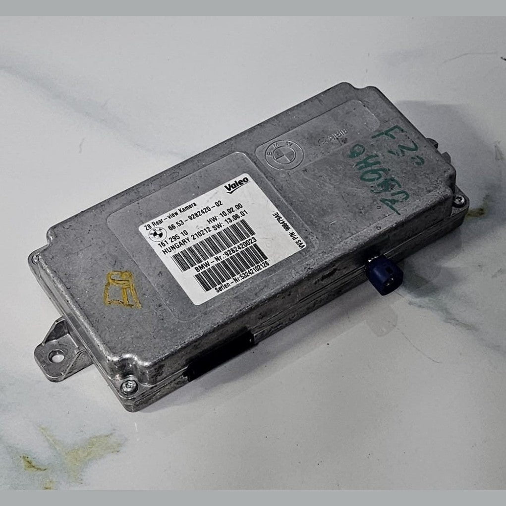 OEM BMW F10 F30 F12 F06 F20 F31 F22 ZB REAR VIEW CAMERA MODULE 9282420