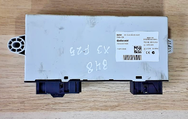 BMW X3 F25 XDRIVE ECU Lockset B48 Automatic Ignition Key Module 8582886