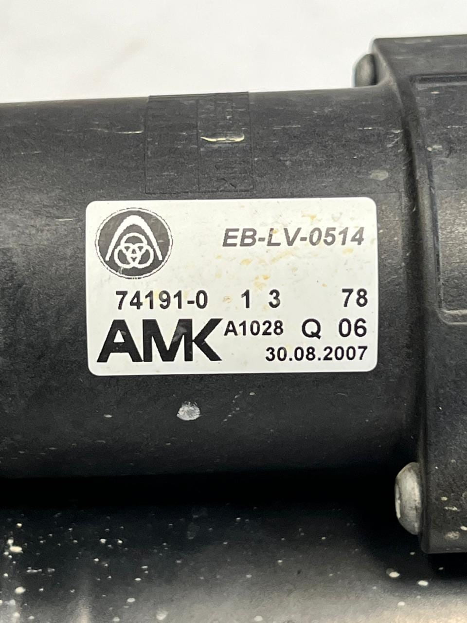 2007-2013 BMW X5 E70 and X6 E71 E72 Air Suspension Compressor EBLV0514 OEM