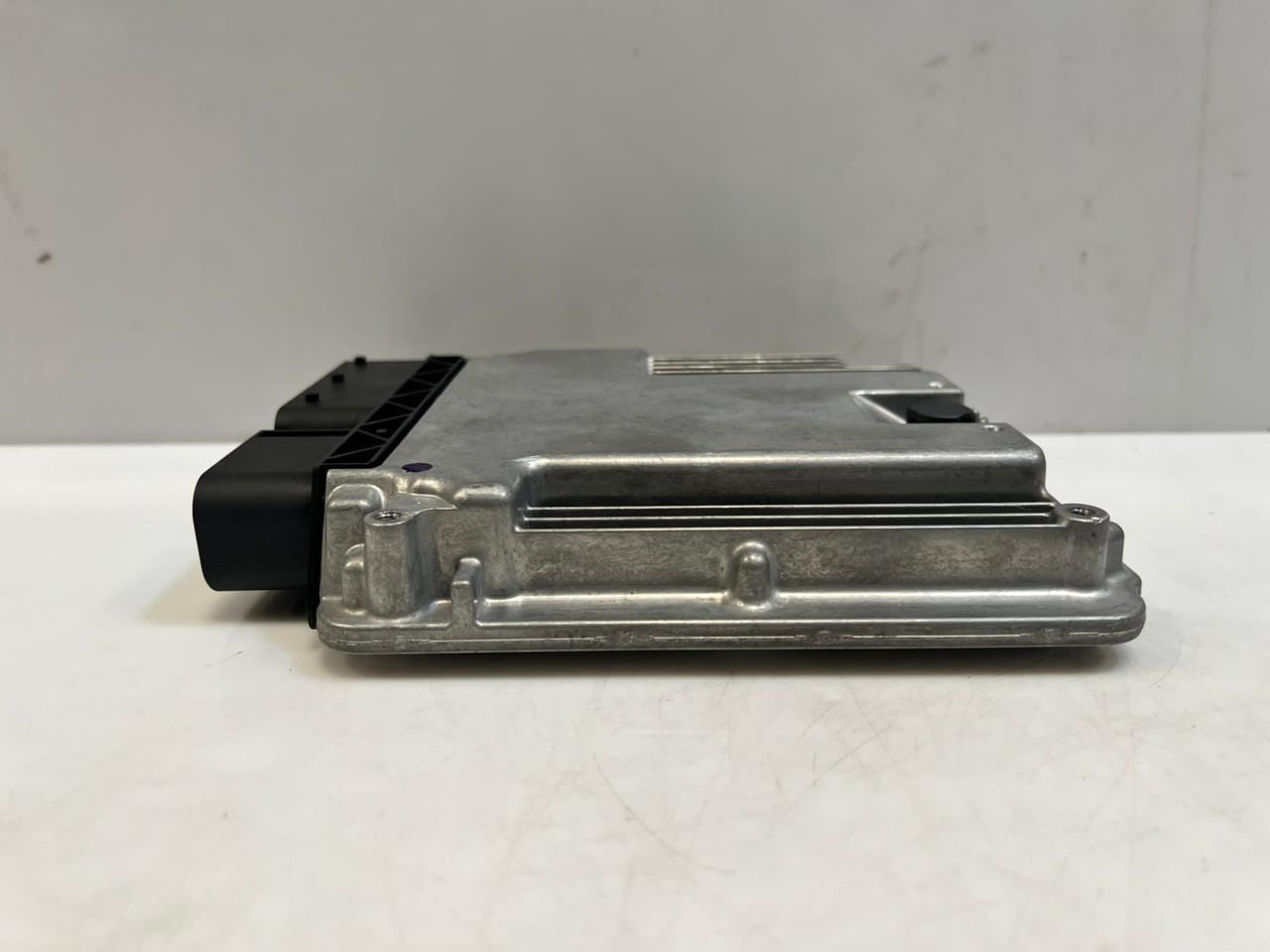 2006 BMW 5' E60 N62N 540i Active Steering Control Module 1277022059 OEM