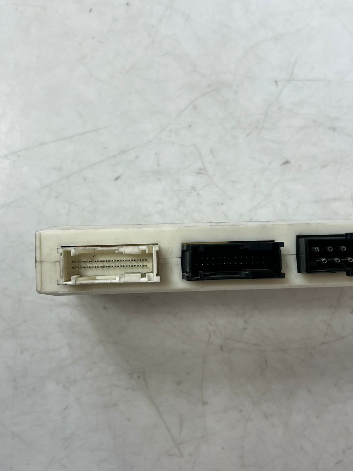 BMW GM III LOW 5 Series E39 E38 General CONTROL Module 6913520 OEM