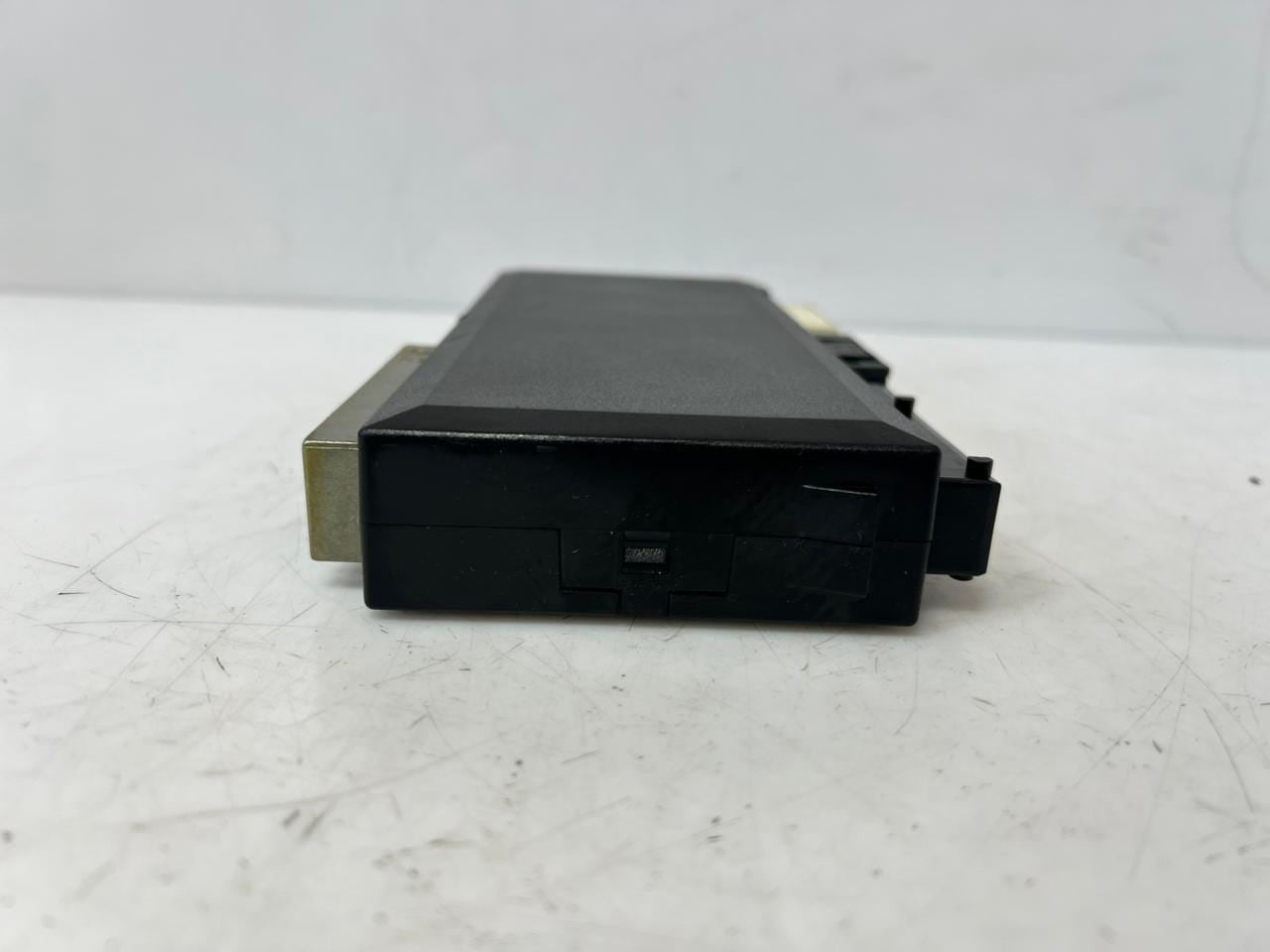 BMW 5 Series E39 523I Comfort Control Unit ECU 8372143 OEM