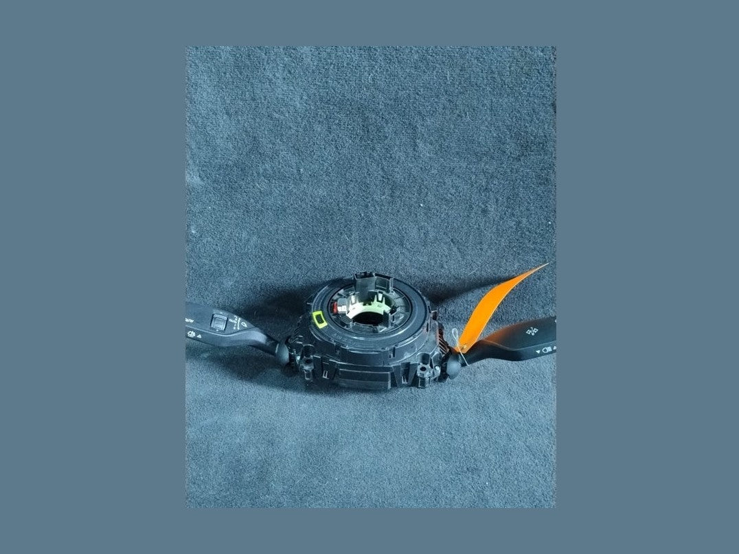 5A32035 Switch Centre Steering Column For BMW G29,F44,G42,G30,G32 Brand New Item