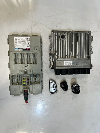 BMW 7 Series G11 G12 730d xDrive Engine Control Unit ECU SET DDE 8593720 OEM