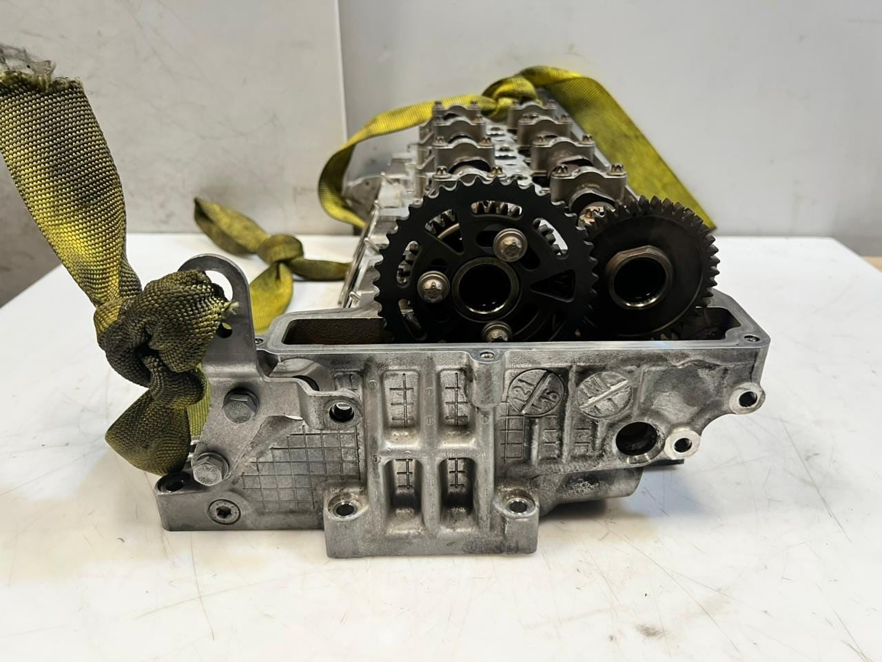 2011 BMW MINI COOPER  R55 R56 R57 R58 R59 R60 X1 N47C16A Cylinder Head 7812608