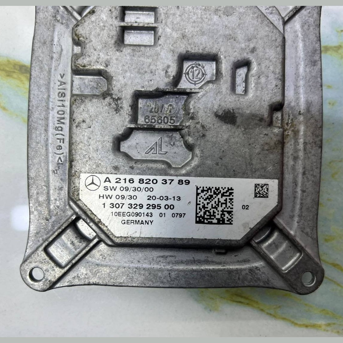 Mercedes-Benz Voltage Converter A 216 820 37 89
