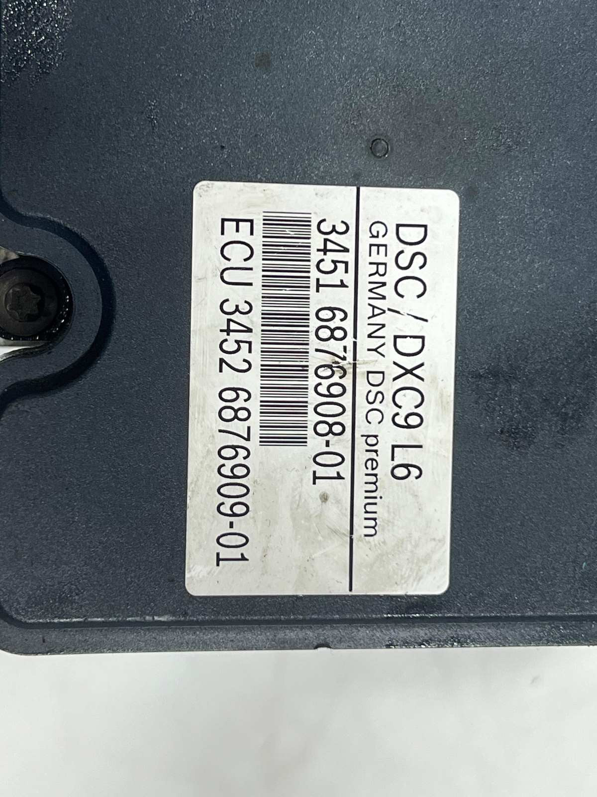 2016 BMW 528i 5 Series F10 and 6 Series F12 L6 DXC9 Abs Pump 6876908 OEM