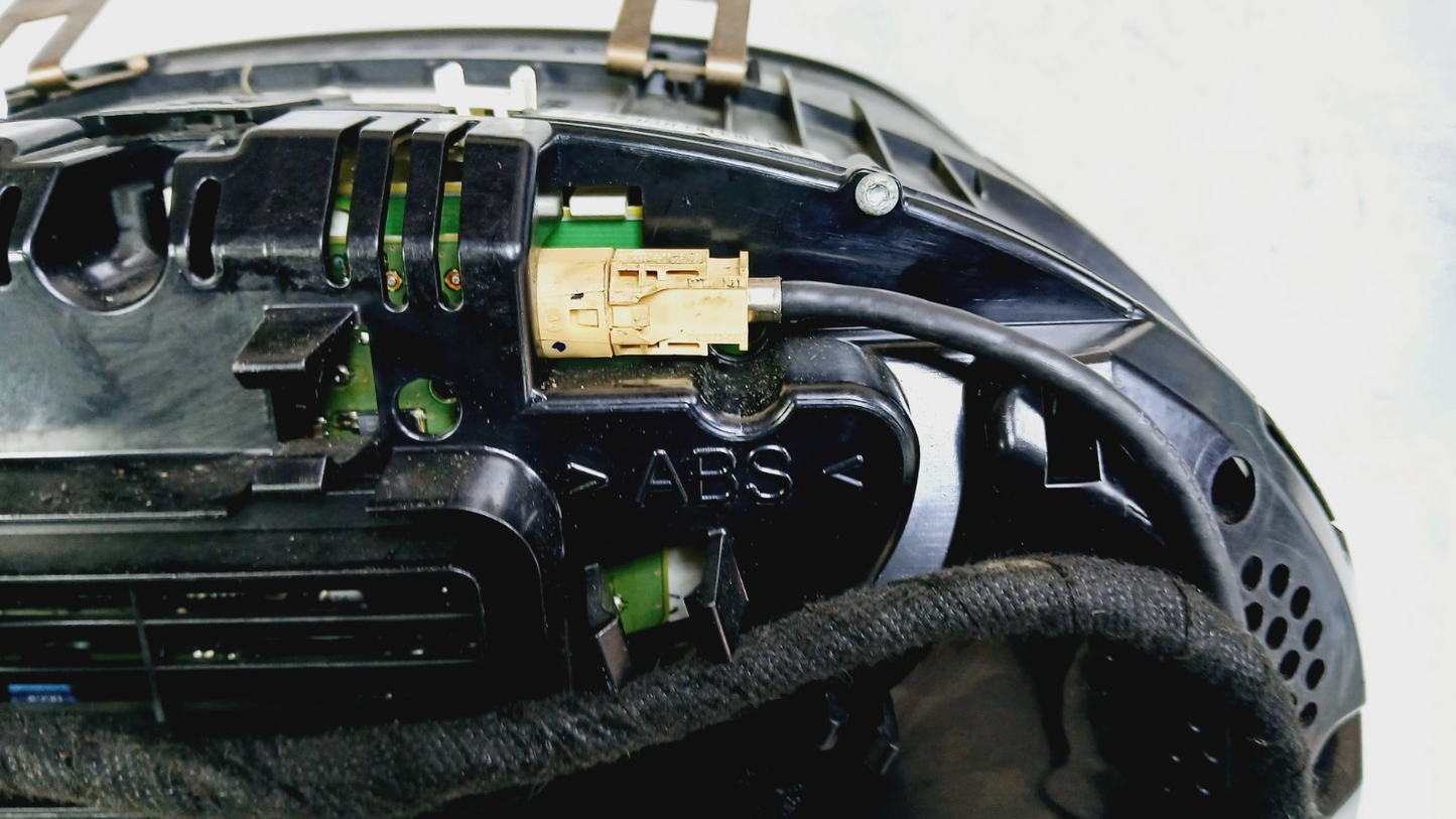 BMW 7 F01, F02 INSTRUMENT CLUSTER 9220794 4.4 PETROL
