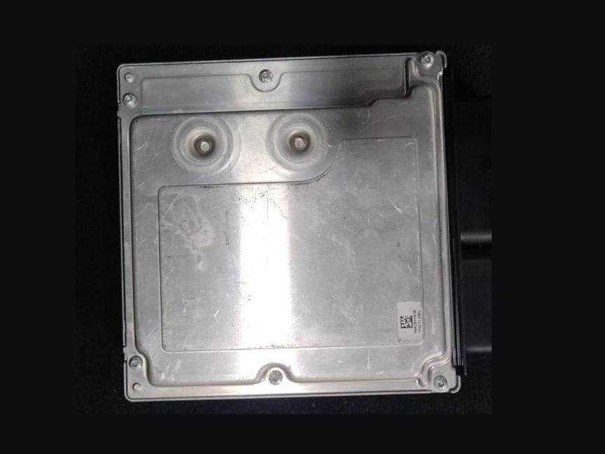 BMW 1 Series E87 E81 116i 2009 Engine Control Unit DME 7591162