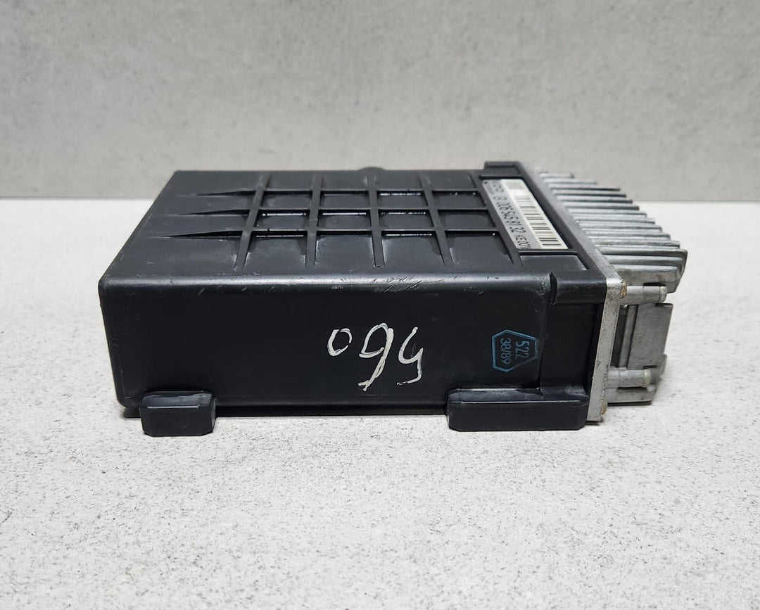 1989 Mercedes-Benz 560SEL Engine Control Unit 0065458132 Mercedes-Benz W126 560S
