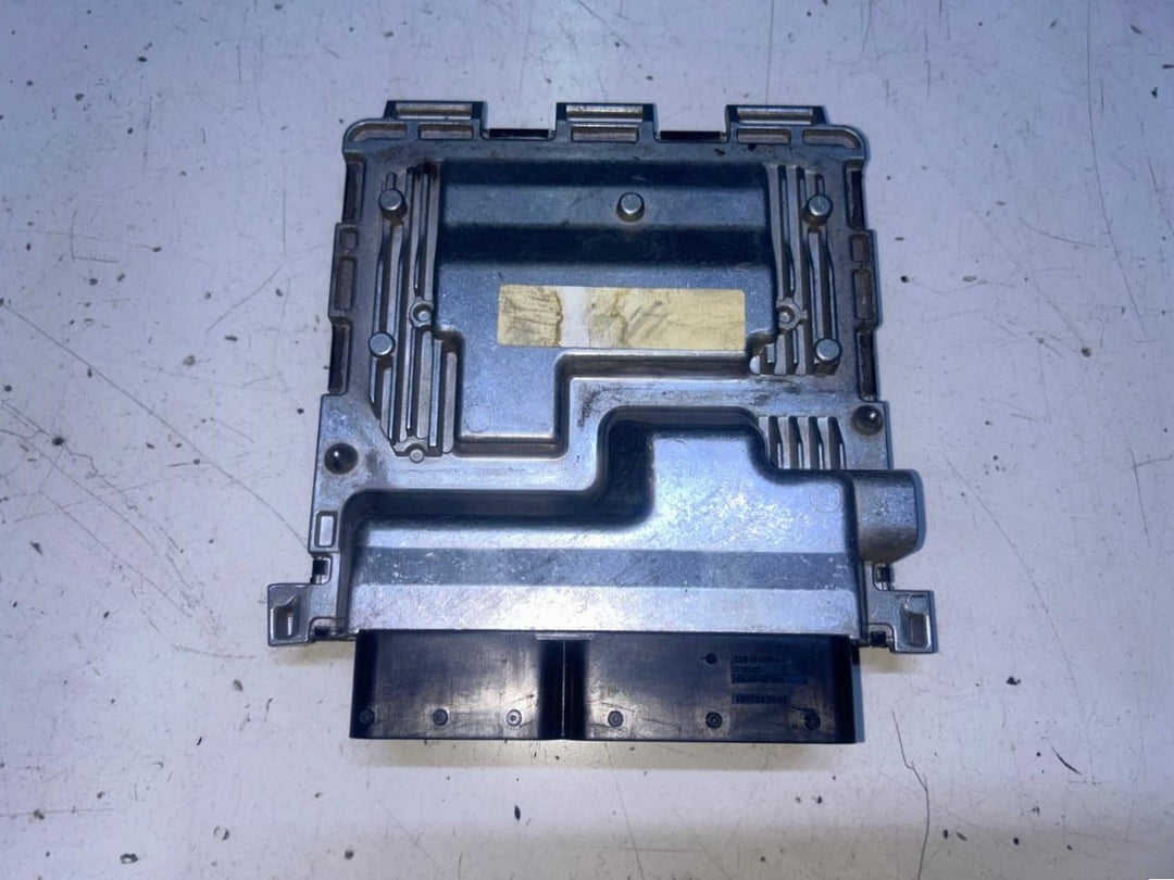 2010 2014 Mercedes-Benz C250 Engine Control Module A2711500391  W204 C250, W212 