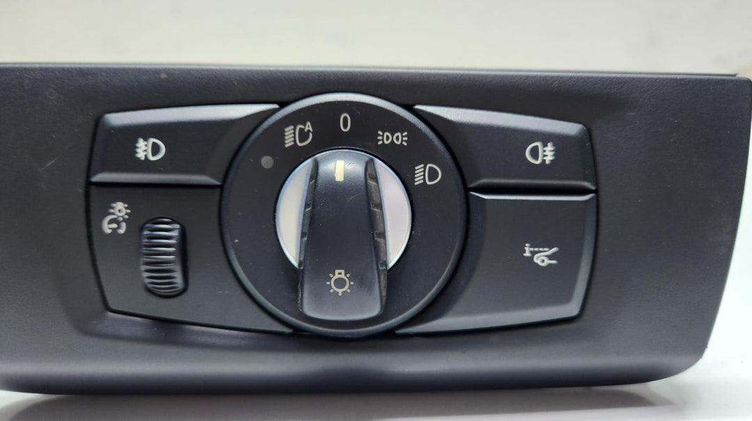 2007-2013 BMW X5 Headlight Switch Control Unit 9134727 E70 and 5 Series E60 OEM