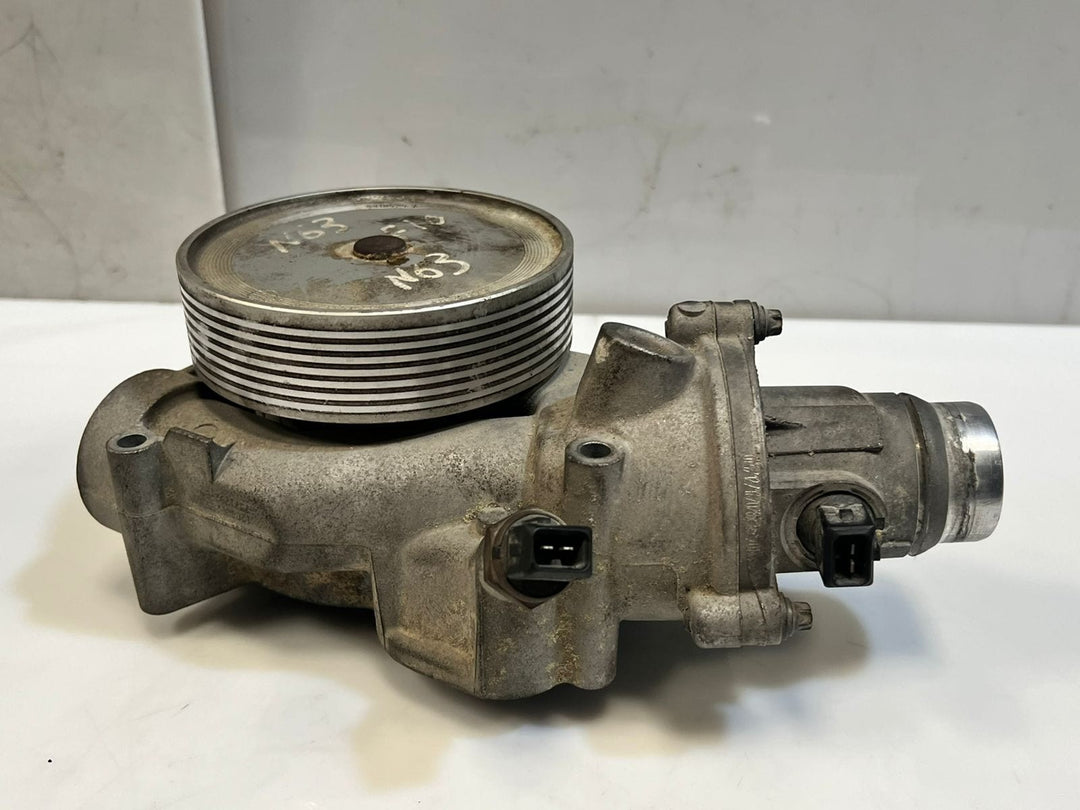 2012 BMW 5' F10 N63 F11 X5 E70 4.4L twin turbo THERMOSTAT Water Pump 1162524 OEM
