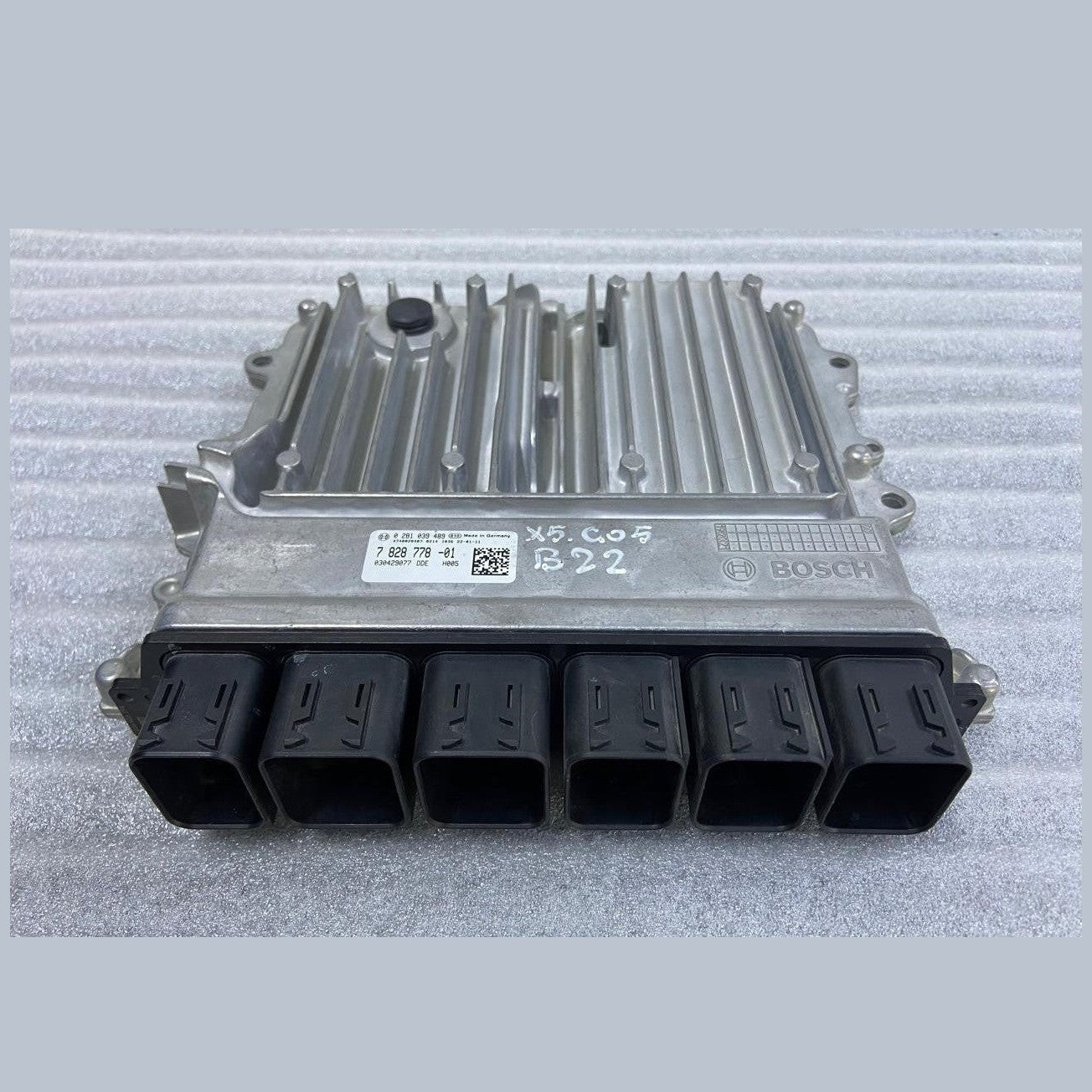 OEM BMW X5 G05 ENGINE CONTROL UNIT DDE ECU ONLY  7828778 BOSCH