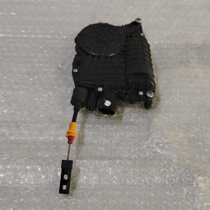 OEM BMW X5 E70  REAR RIGHT DOOR LOCK MECHANISM Automatic Closer 4153 3093 00