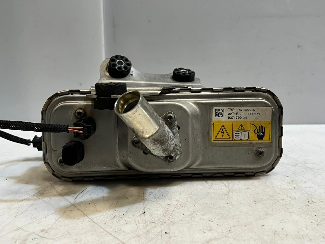 BMW F45 B38 2' Auxiliary Electrical Coolant Water Heater Hybrid 9371799 OEM