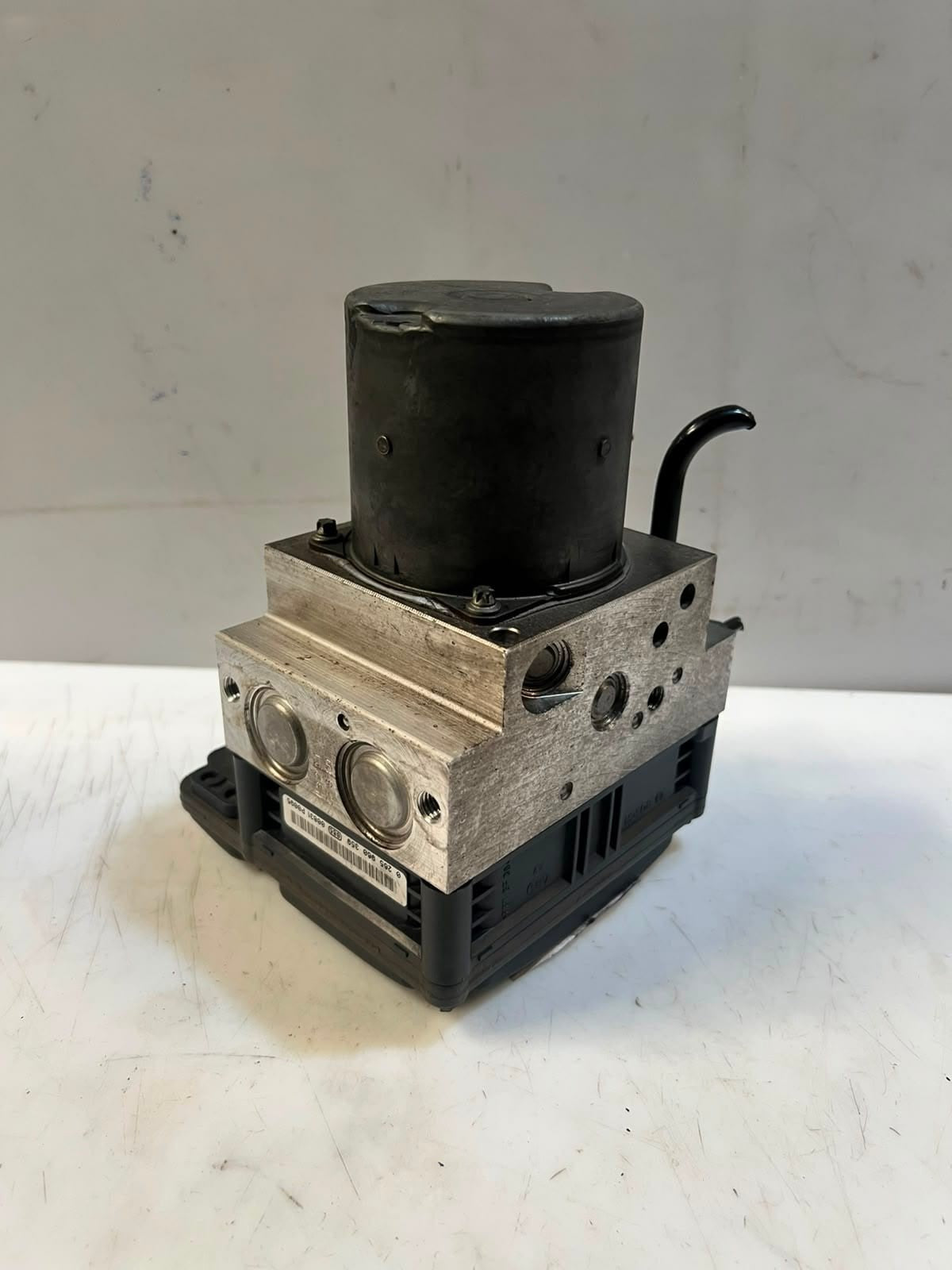 2007-2013 BMW X5 E70 and X6 E71 ABS/DSC Hydraulic Pump Module 6798286 OEM