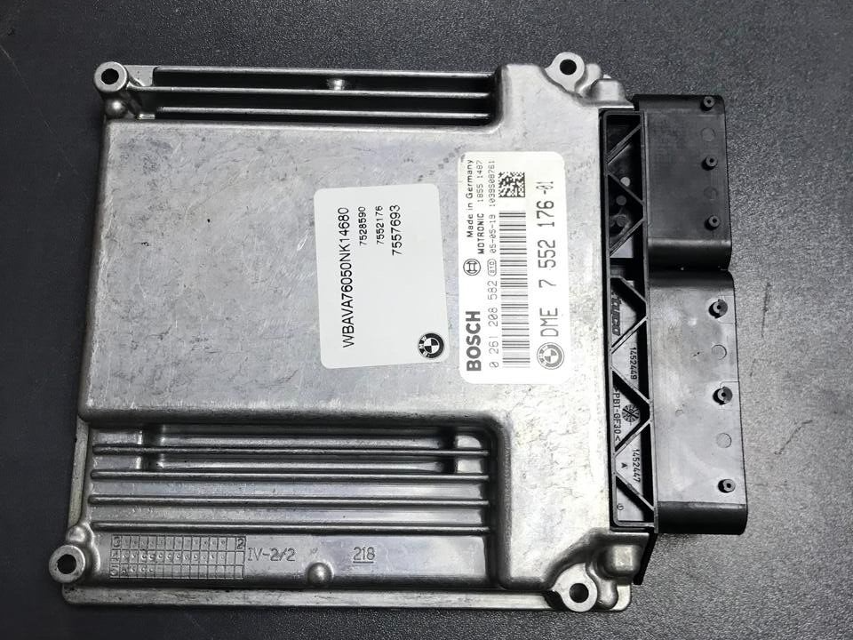BMW 320i N46 E90 2005 ENGINE COMPUTER ECU MODULE ECM DME 7552176