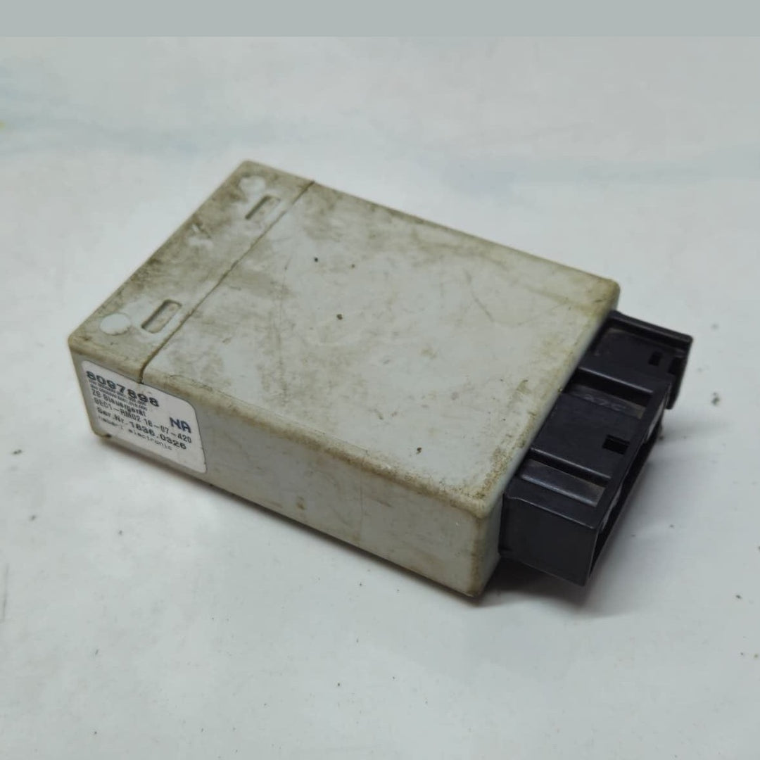 BMW G30, G31, G38 Security Control Module 8097898