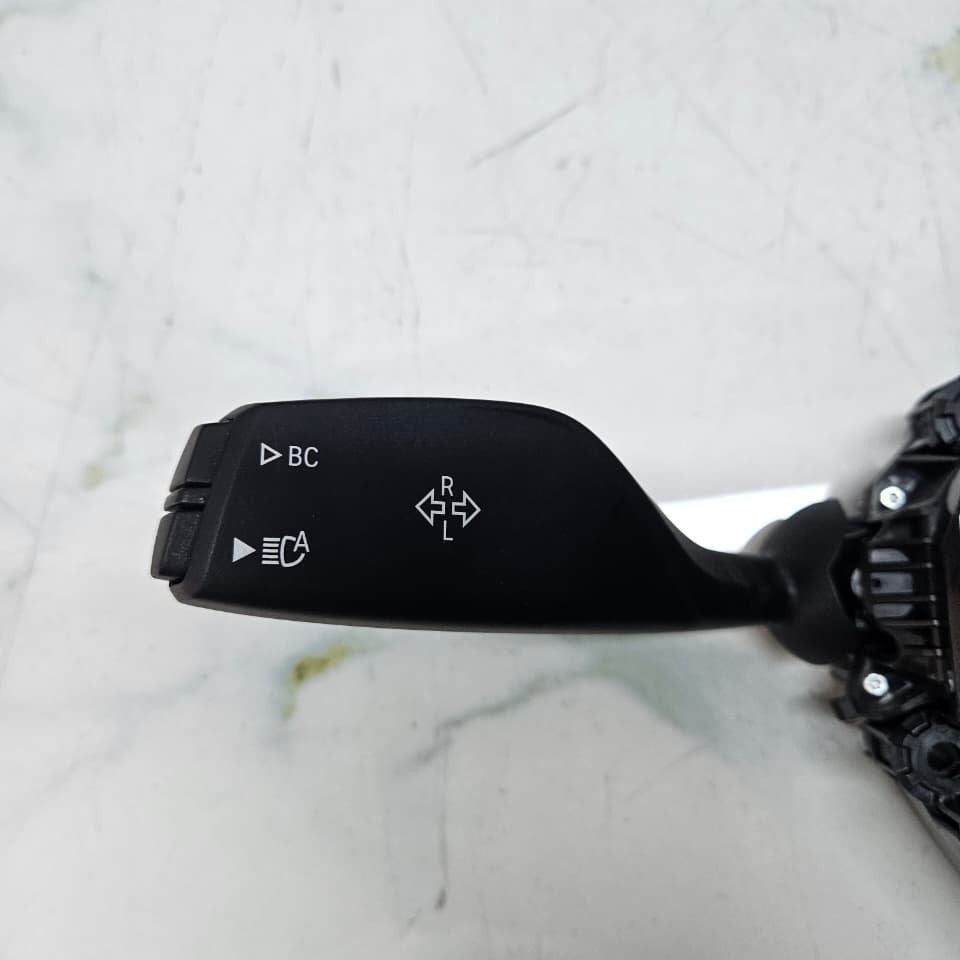 OEM BMW F44 G42 G30 G32 Switch wiper Unit Steering Column Sensor 5A32035