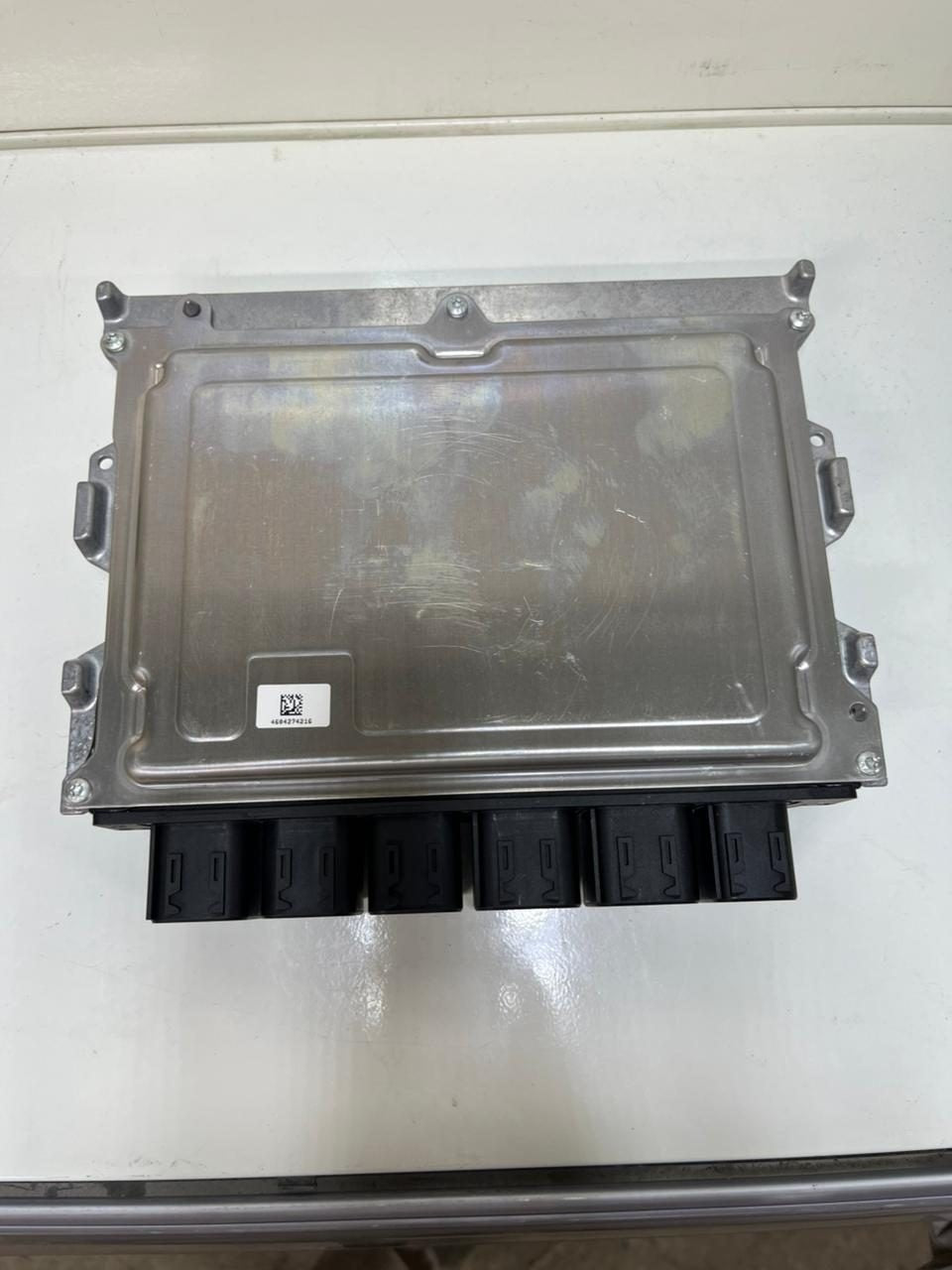 OEM BMW X5 G05 Engine Control Unit ECU Only DDE 7102358