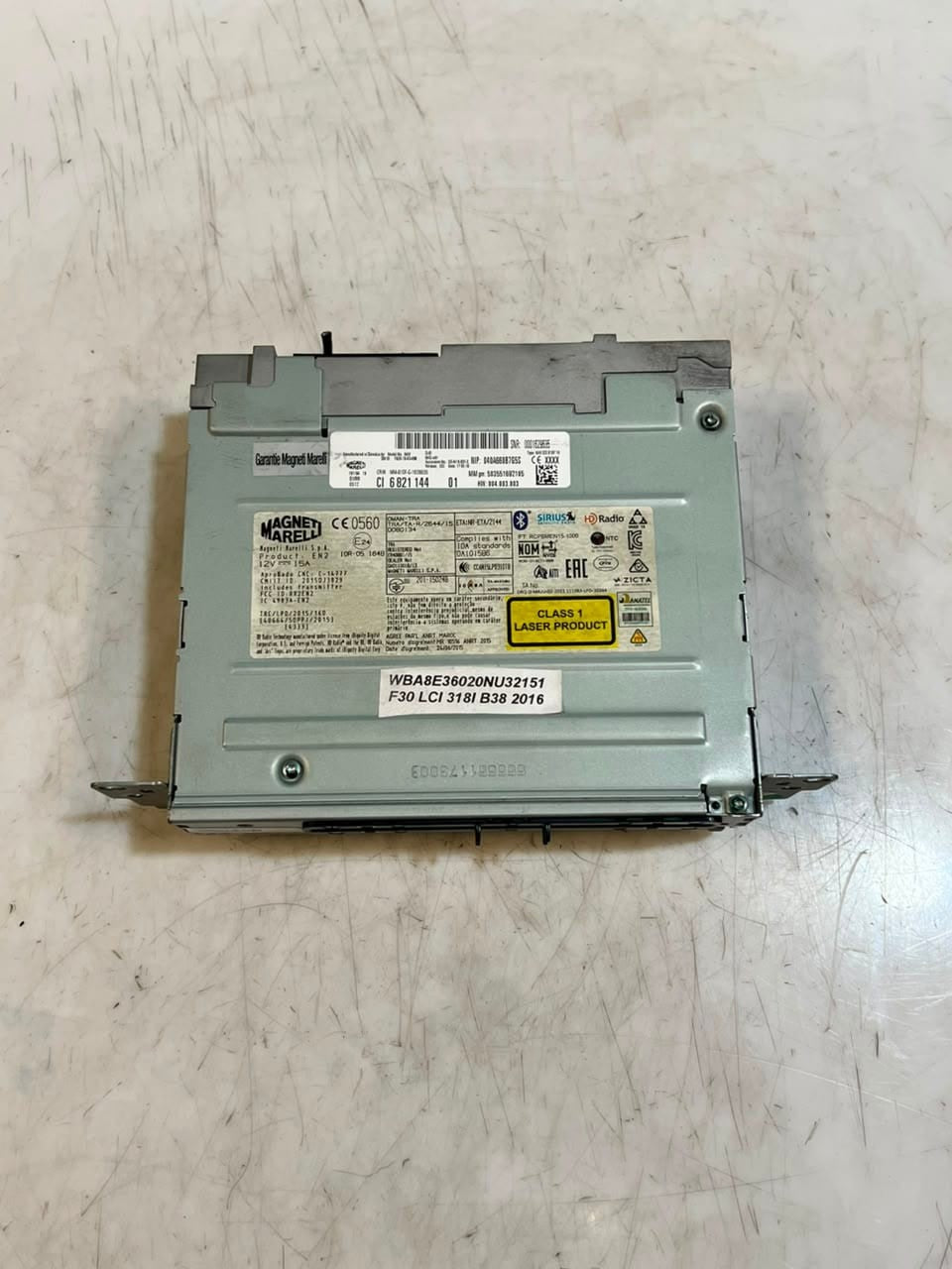 BMW 1 2 3 4 5 F-Series Navigation System CD radio GPS head unit 6821144 OEM