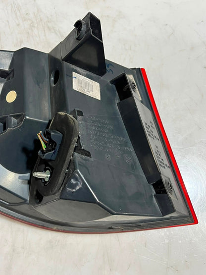 2010-2013 BMW 5' 535i GT F07 N55 Rear RIGHT Tail Light BACK LIGHT 89091990 RHD