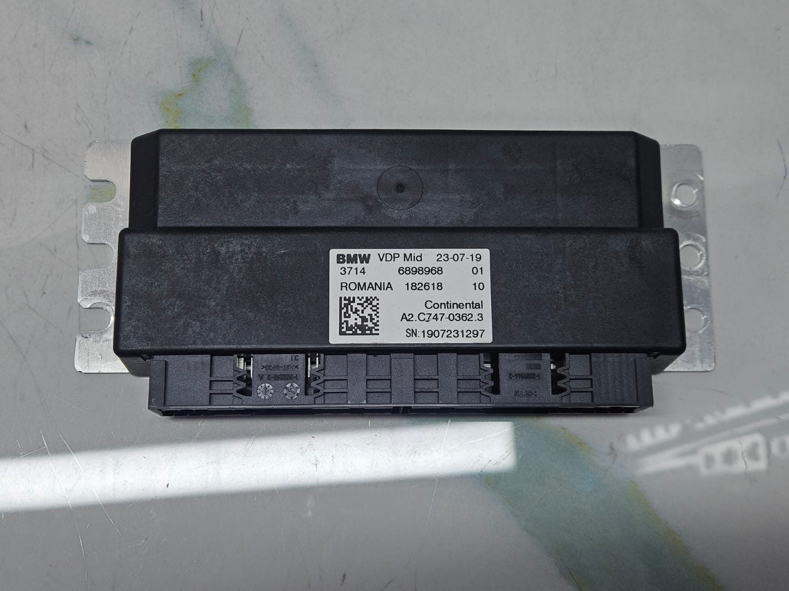 2020 BMW M8 X3 G01 Suspension Control Module 6898968 OEM