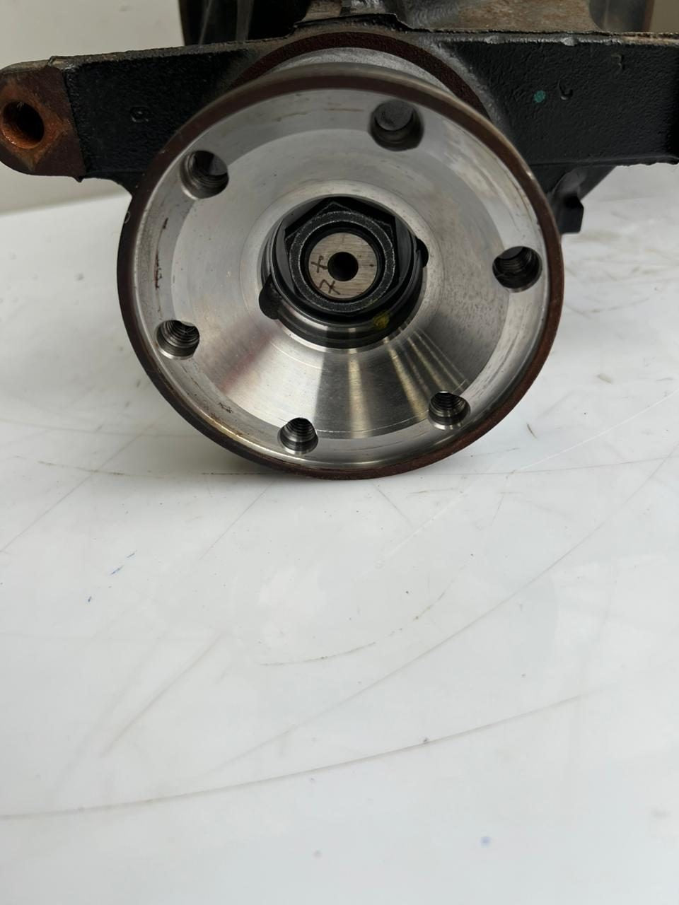 2004-2010 BMW 5' E60 E61 525i 6' E63 E64 630i Rear Differential 7560606 - 3.91