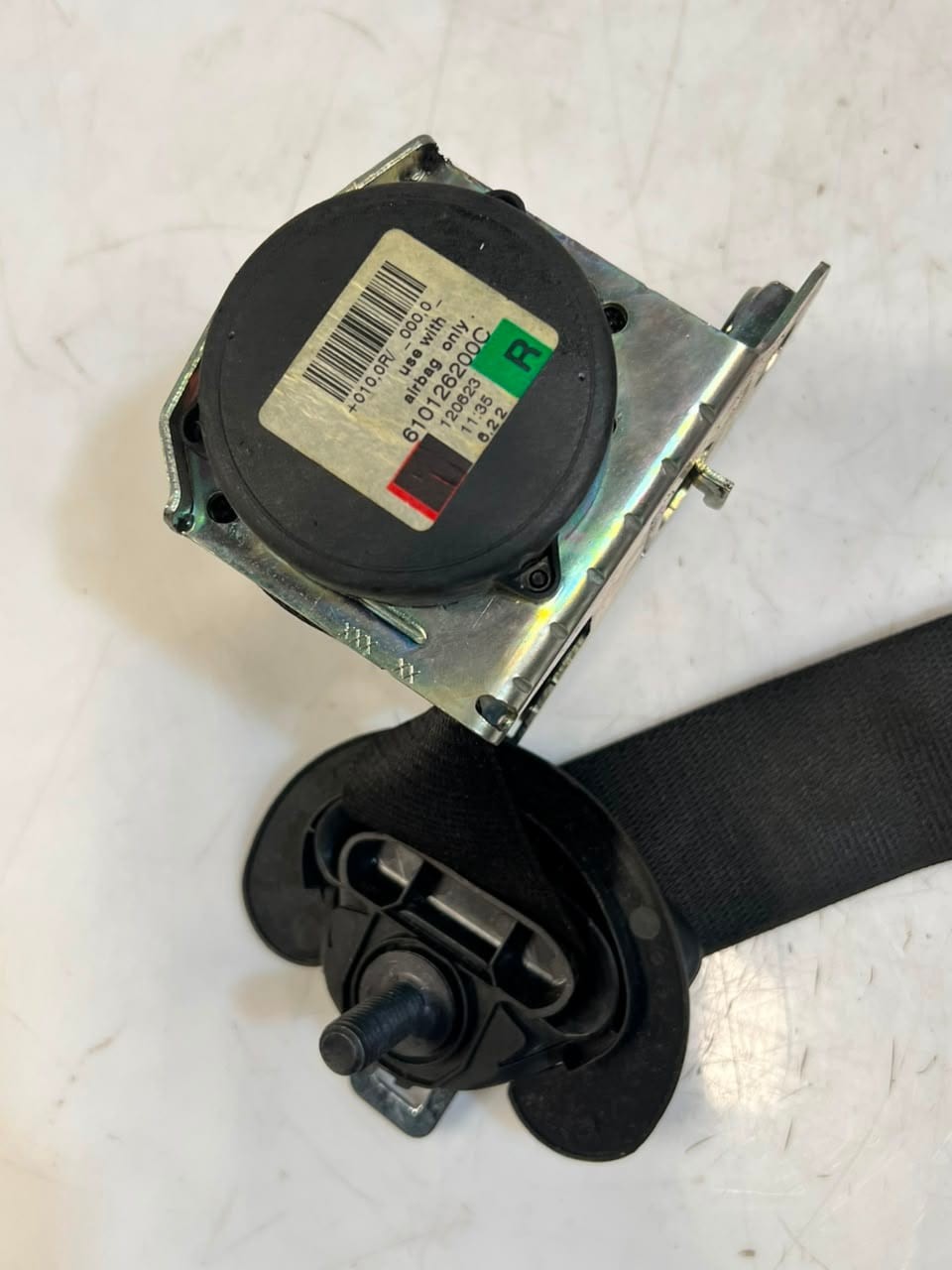 2009-2017 BMW 5 Series F10 F11 Front Right Seat Belt 610126200C OEM