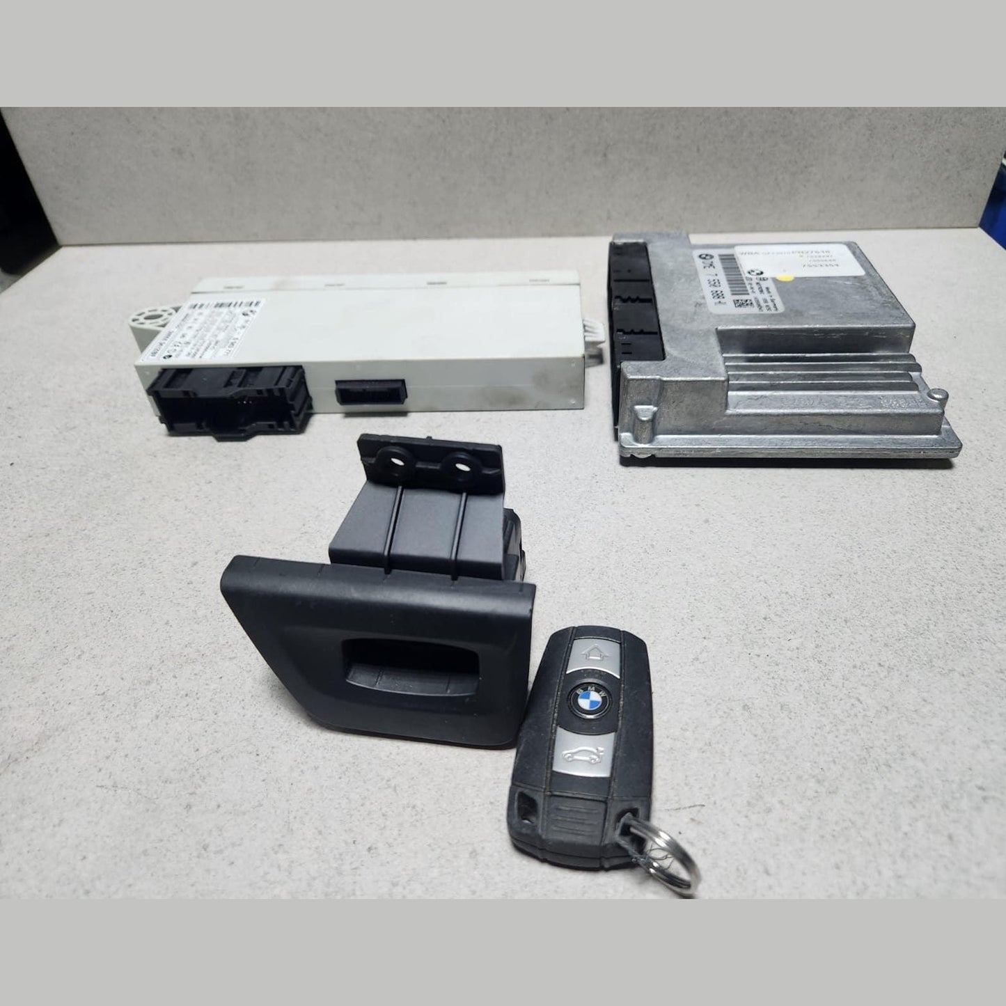 BMW Engine Control Unit 7550688 E81 E87 116i  N45 ECU SET 