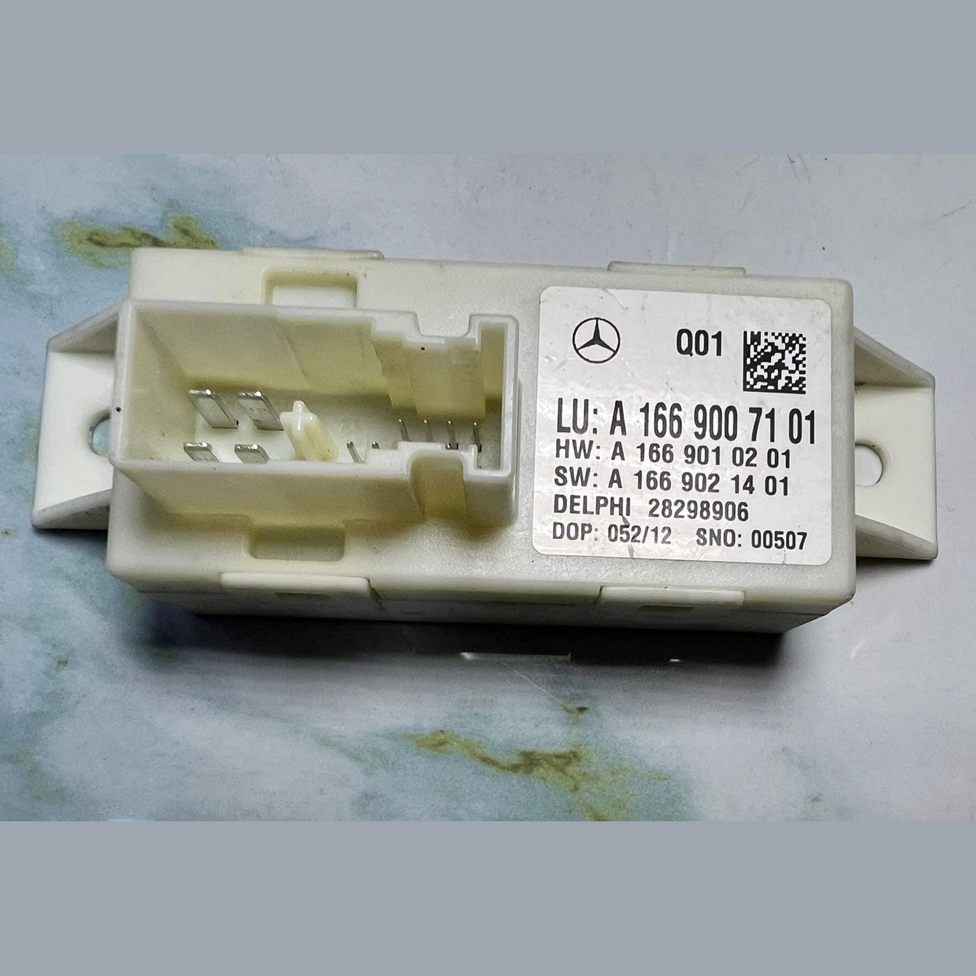 Mercedes Headlight Control Module A1669007101 W204 C-Class